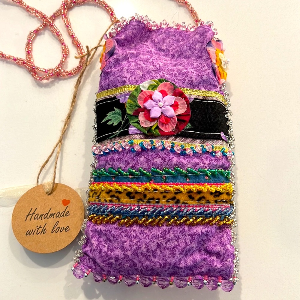 #49 NWT Vintage Beaded Eyeglass or Phone Purse Hand-made Hand-beaded in Aspen CO